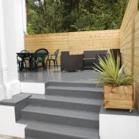 t3 au rez de jardin d une maison, hotel cerca de Aeropuerto de Biarritz - BIQ, Anglet