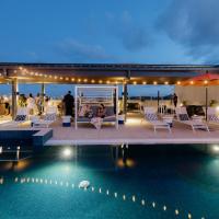 Holiday Inn Express & Suites Sunshine Coast by IHG, hotel em Maroochydore