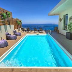 Villa Balcony, Cozy Villa with Amazing View