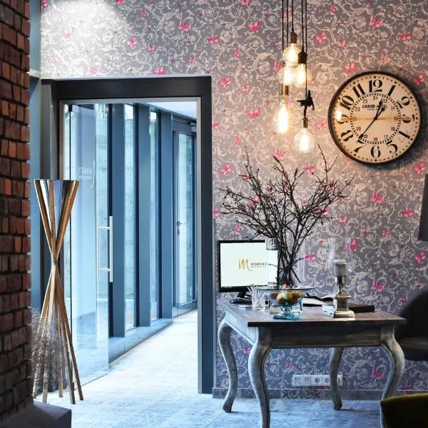 MOMENTS Boutique Hotel โรงแรมในเบาท์เซน