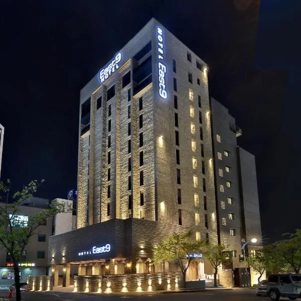 Hotel East9, отель в городе Каннын