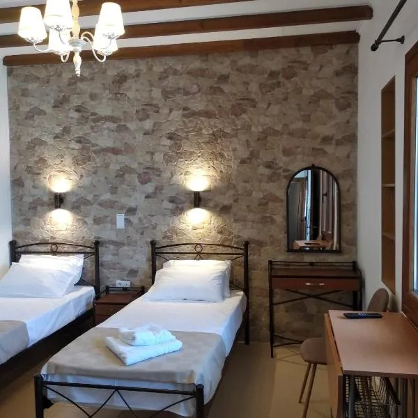 Casa del centro, hotel u gradu Kardhámila