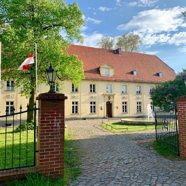 Schloss Diedersdorf, hotelli kohteessa Diedersdorf