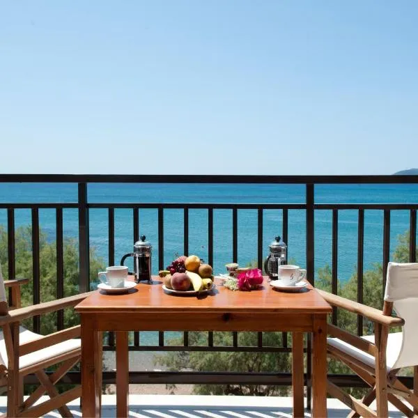 Hotel Korakakis Beach, hotel u gradu Finikunta