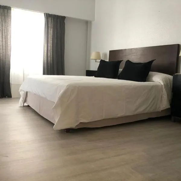 Hotel La Perla, hotel in Buenos Aires