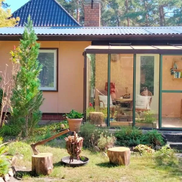 Gästehaus Zur Walnuss Berlin – hotel w mieście Blankenfelde