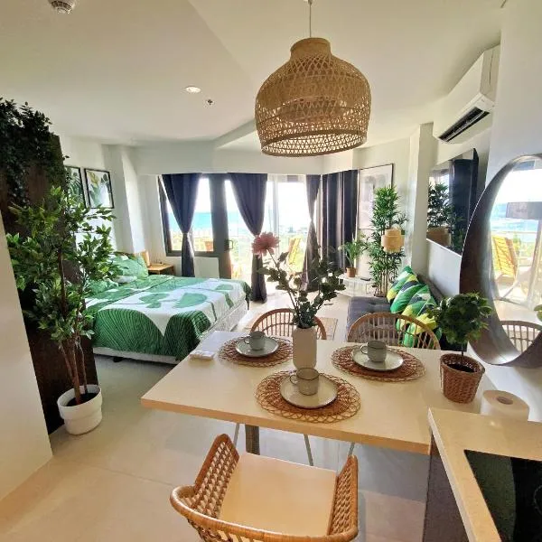 Viesnīca Dominiks nature and silent Jungle Studio Epic Ocean View Tambuli Mactan Pool Beach High Floor pilsētā Lapu Lapu City