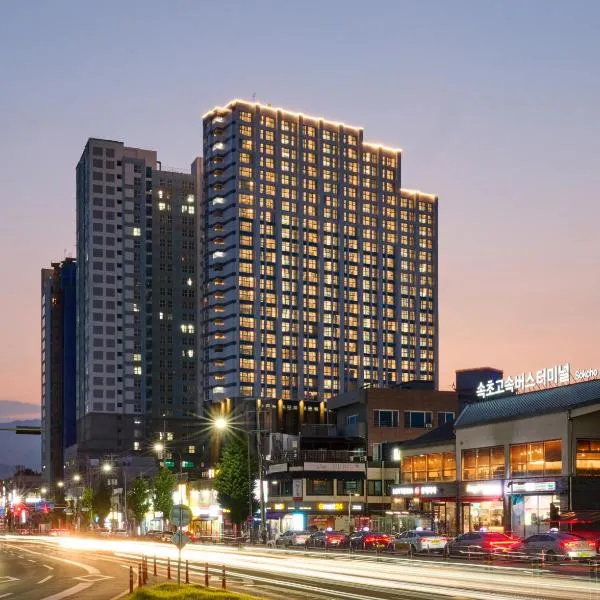 The Hotel Sokcho by Best Western Signature Collection, хотел в Сокчо