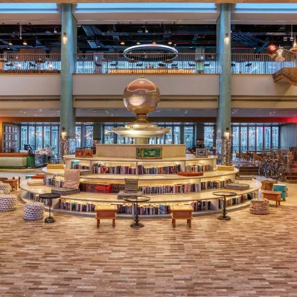 25hours Hotel Dubai One Central, hótel í Dúbaí