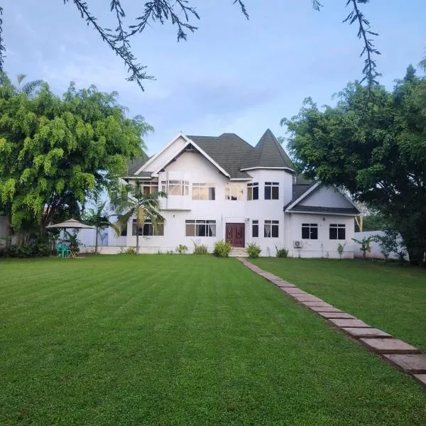 Amala villas, hótel í Arusha