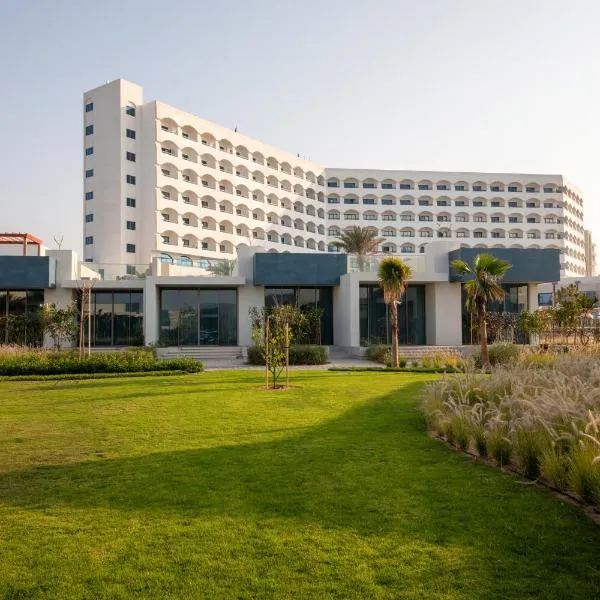 Ajman Hotel & Villas by Blazon Hotels, hotel in Ajman