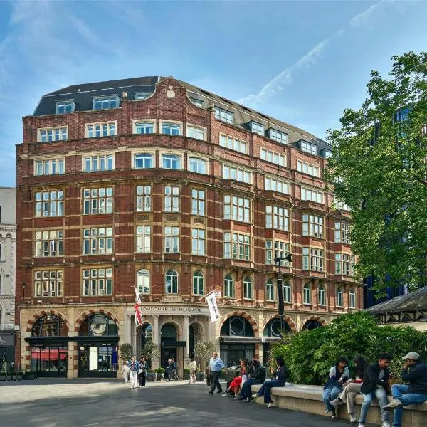 Radisson Blu Hotel, London Leicester Square - formerly Hampshire: Londra'da bir otel