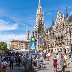 Marienplatz & ráðhúsið, München