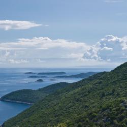 Lastovo øen 58 boliger ved stranden